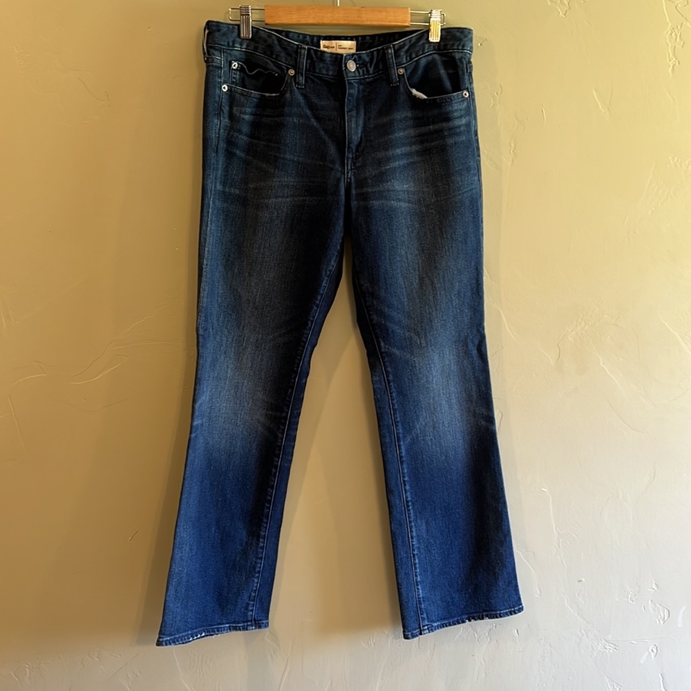 Gap 1969 Perfect Boot Dark Blue Jean 31 Short
